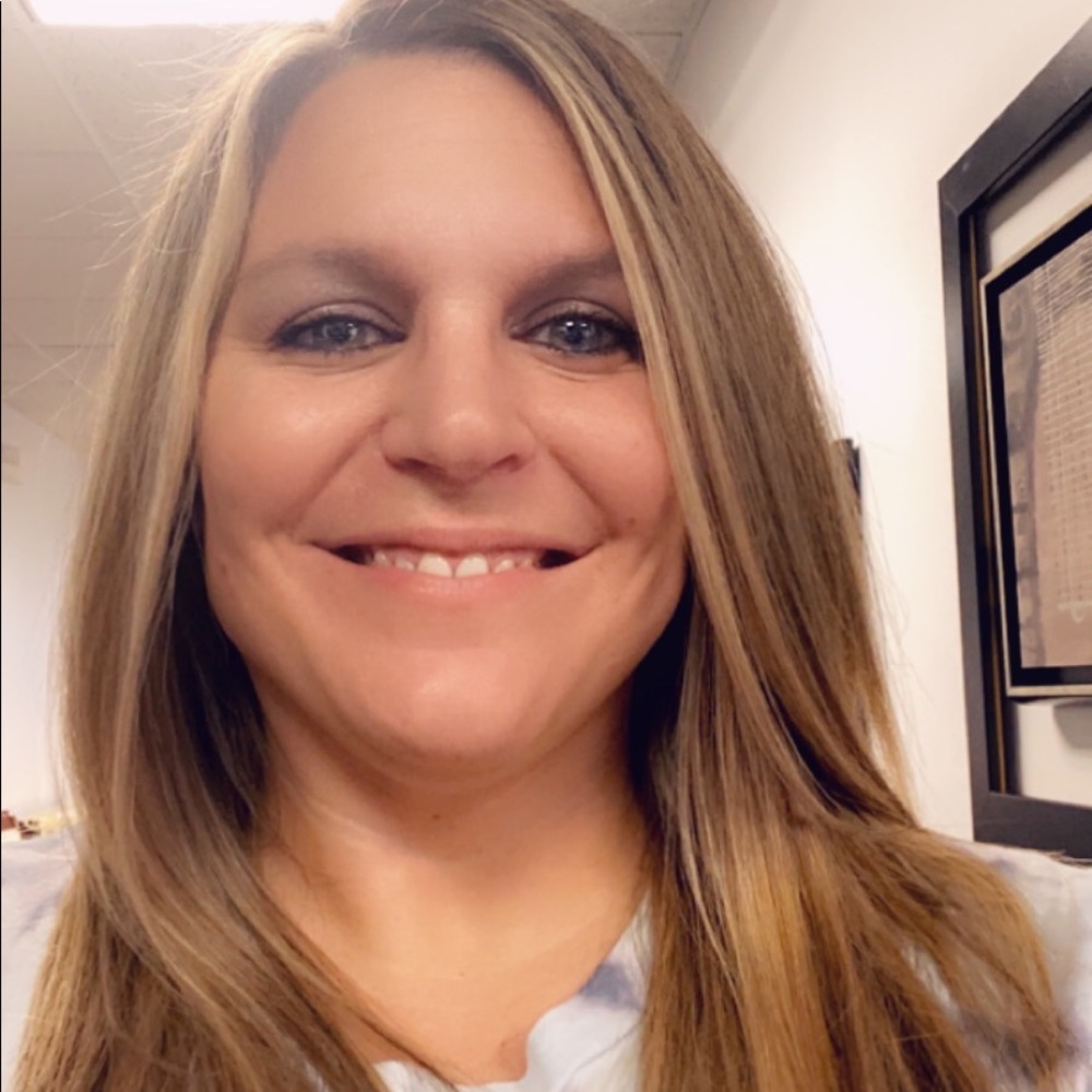 Meet your Posher, Melissa